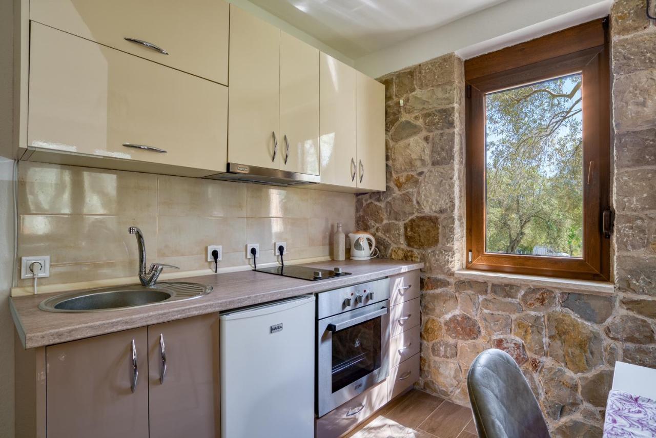 Stonehouse In Olives Apartment Ulcinj Exterior photo
