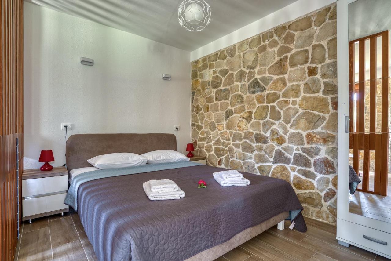 Stonehouse In Olives Apartment Ulcinj Exterior photo